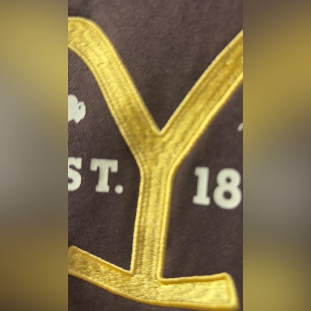 Yellowstone Dutton Ranch Embroidered Sweatshirt I… - image 3